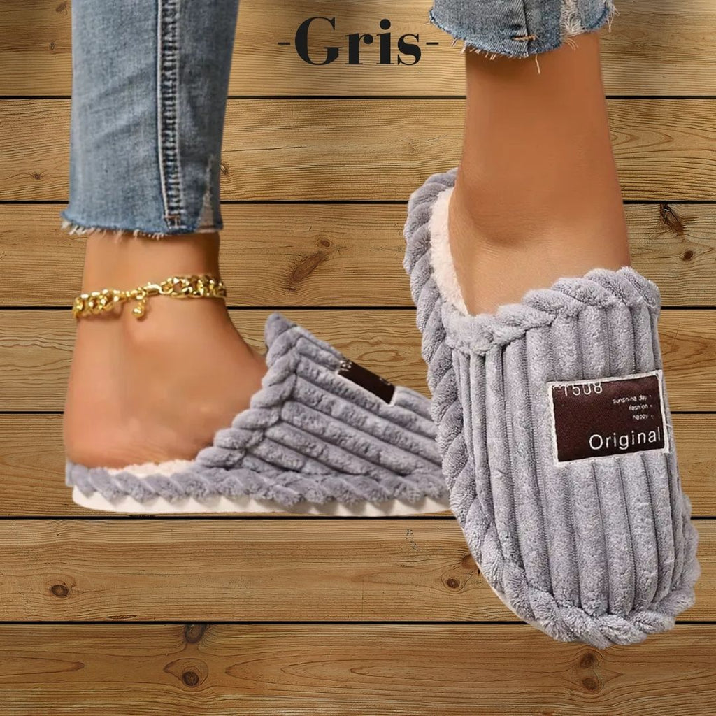 Pantoufles, chaussons femme chaudes, hiver, grise, fausse fourrure, doux, cocooning ambage modèle MALY souple, antidérapant, détente, basique, aestetic