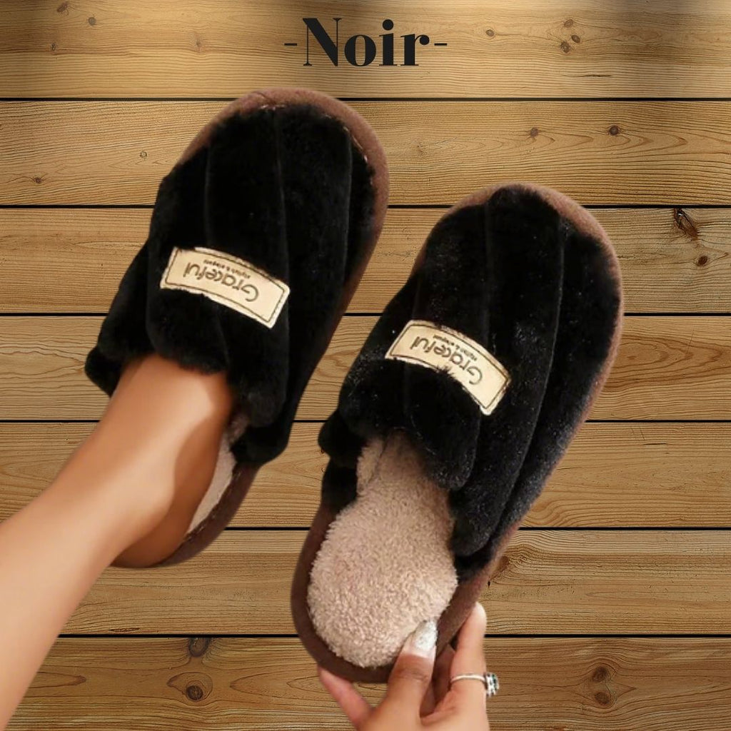 Pantoufles, chaussons femme chaudes, hiver, noire, fausse fourrure, doux, cocooning ambage modèle MARJO souple, antidérapant, détente, sexy