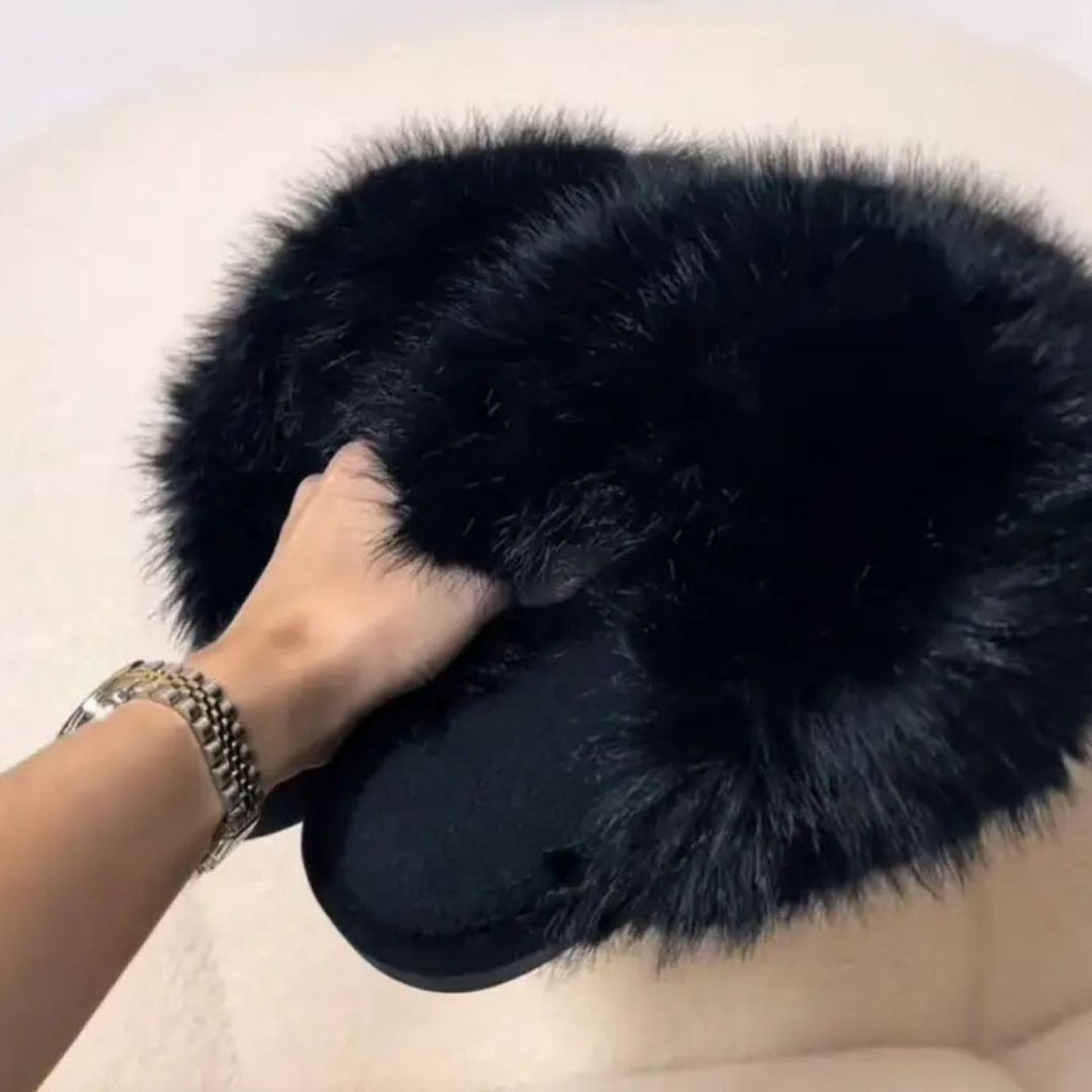 Pantoufles, chaussons femme chaudes, hiver, noire, fausse fourrure, doux, cocooning ambage modèle JADE souple, antidérapant, exposition